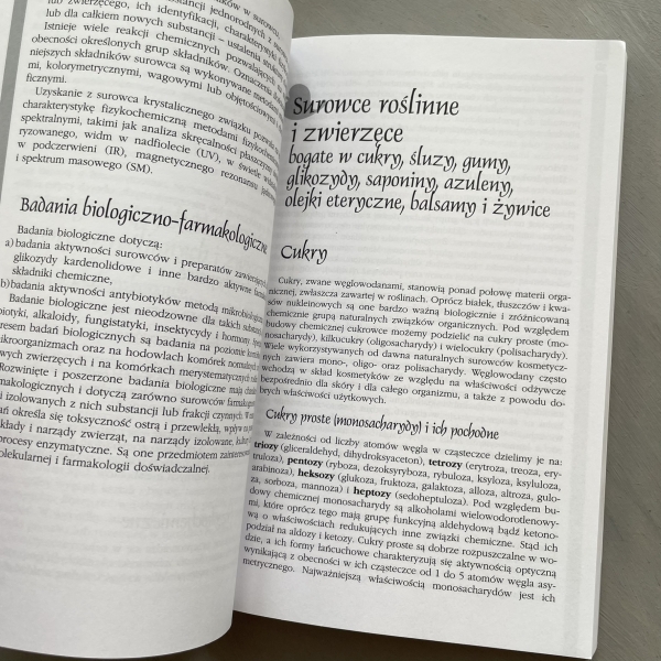 Surowce kosmetyczne i ich składniki. Część teoretyczna i ćwiczenia laboratoryjne - Agata Jabłońska-Trypuć